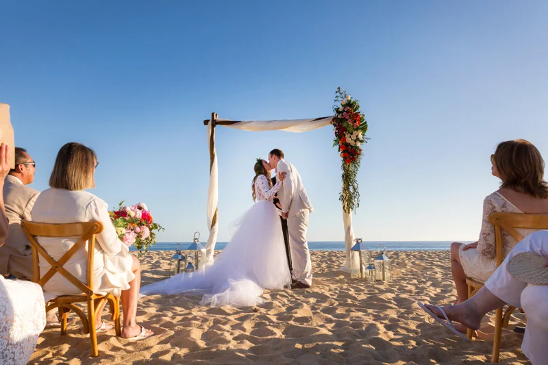 vividoccasions.com | Villa Marcella Weddings in Cabo San Lucas | Destination Wedding Planner in Mexico | Vivid Occasions Event Planning and Floral Design | Josafat de la Toba