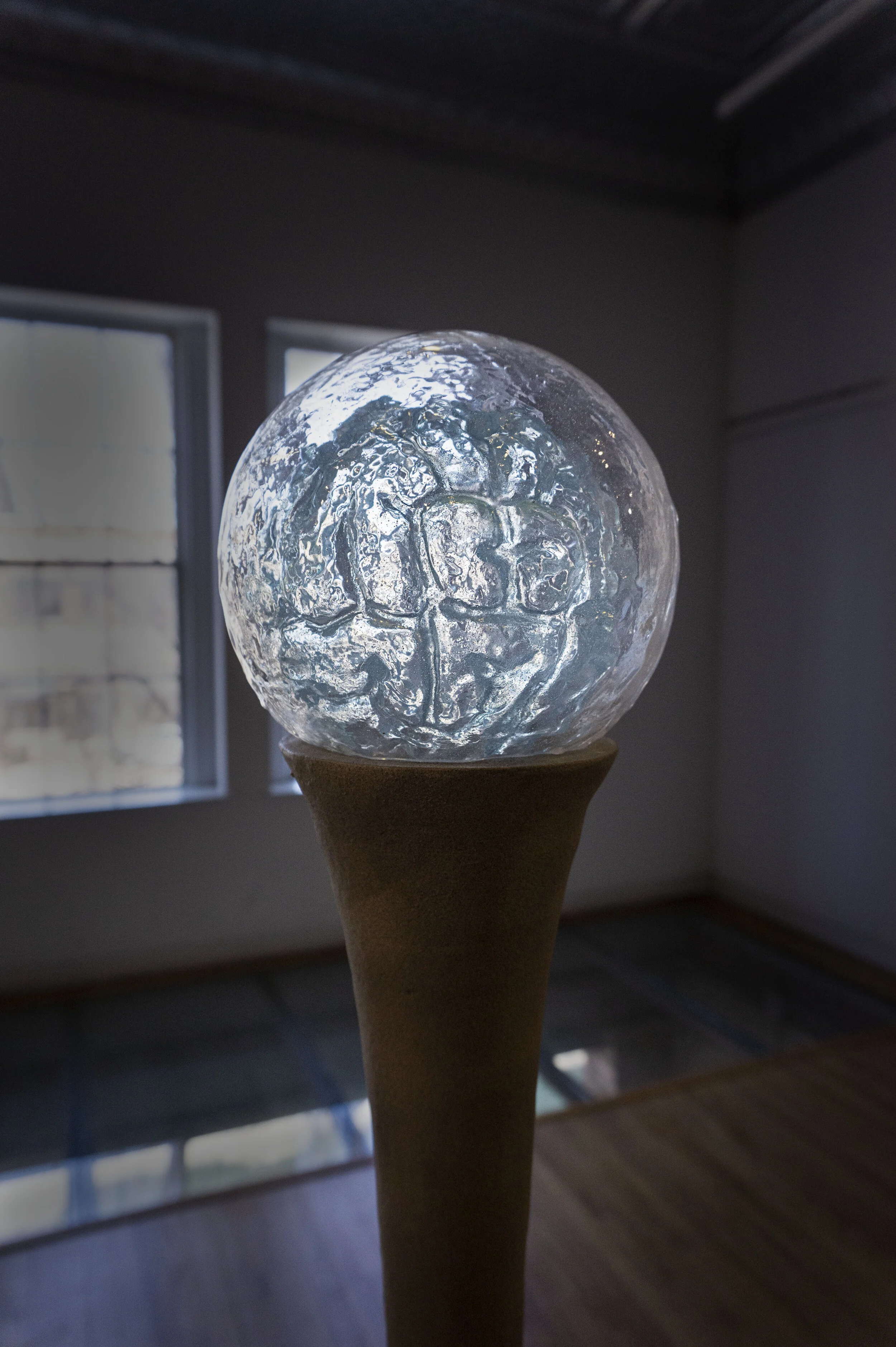 Teetering Bulbs 4.jpg