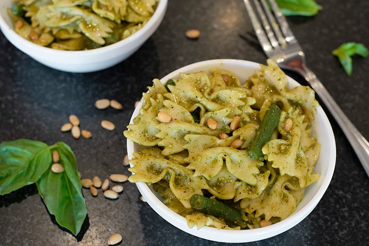 Farfalle-basil-pesto-salad-dsc_9077-t.jpg