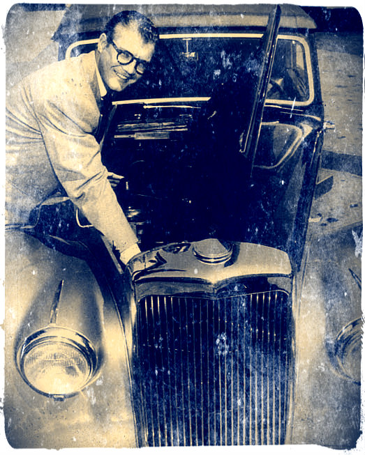 In the three months before his death, Reeves was involved in three mysterious automobile mishaps. He refused to believe that anyone had tampered with his car, even though a mechanic believed that someone had drained his brake lines.