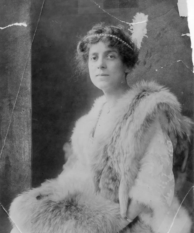 pearl curran.jpg