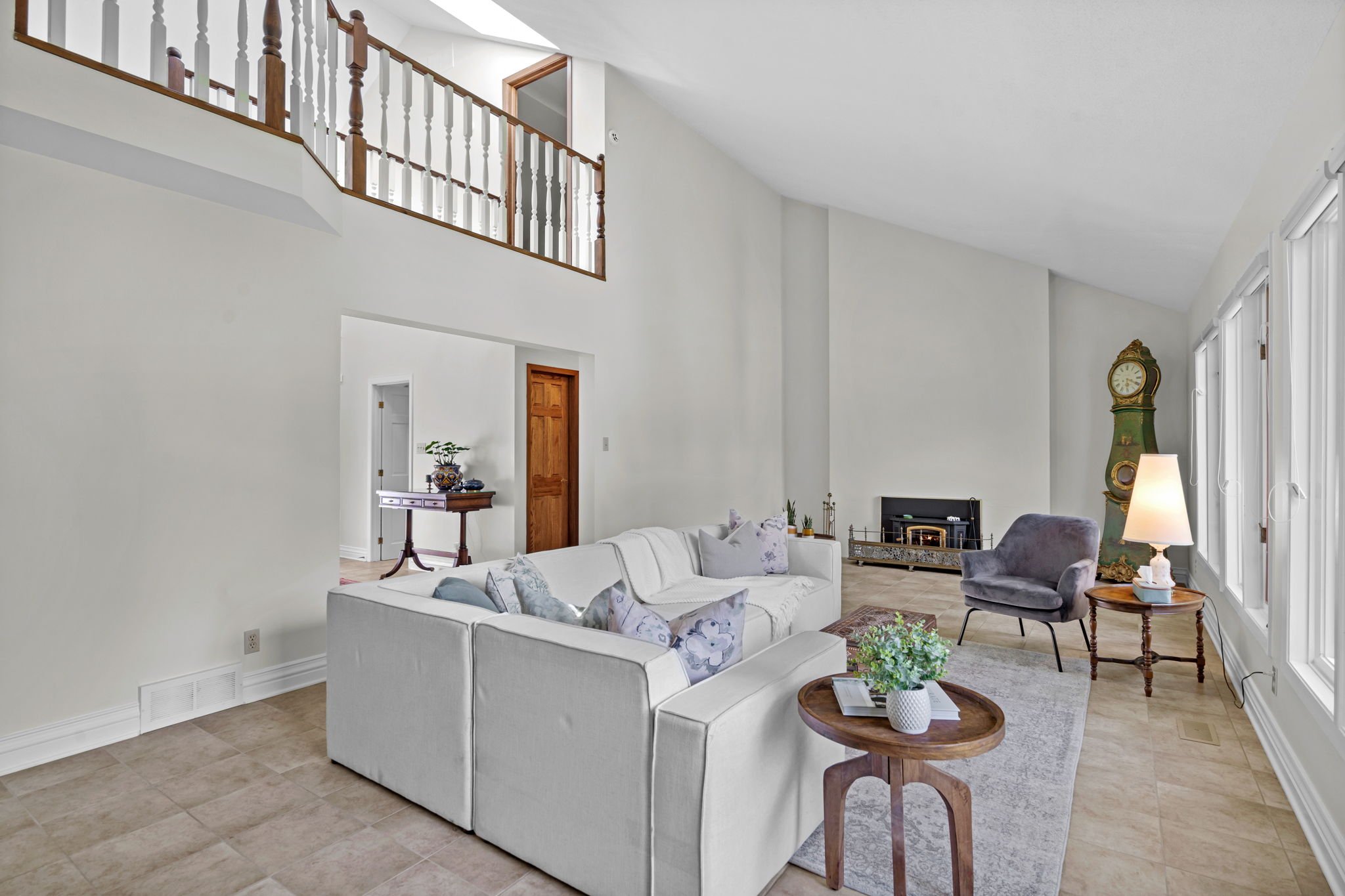 11-web-or-mls-5468-torbolton-ridge-rd.jpg