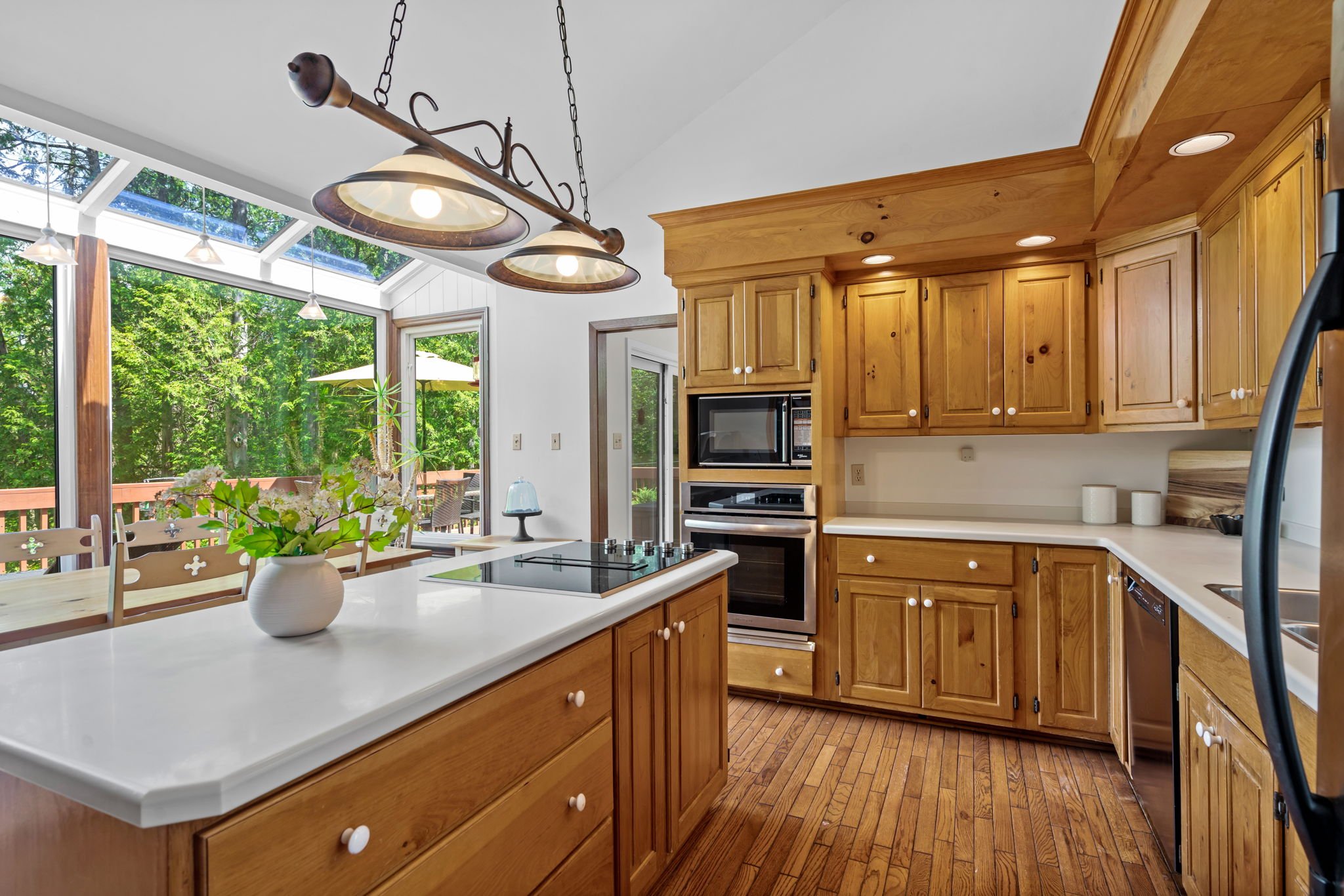 18-web-or-mls-5468-torbolton-ridge-rd.jpg