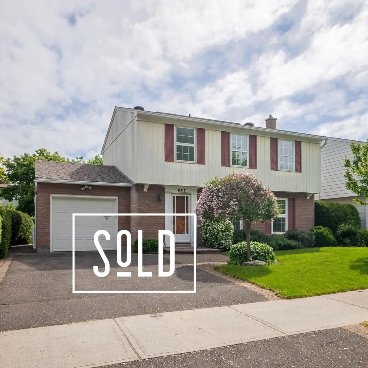 Selling a family home is never easy, lots of work and preparation after living in a home for 30+ years combined with the emotions that come with that process 💕

Months of preparation, painting, staging, 23+ showings, open house, negotiating an offer