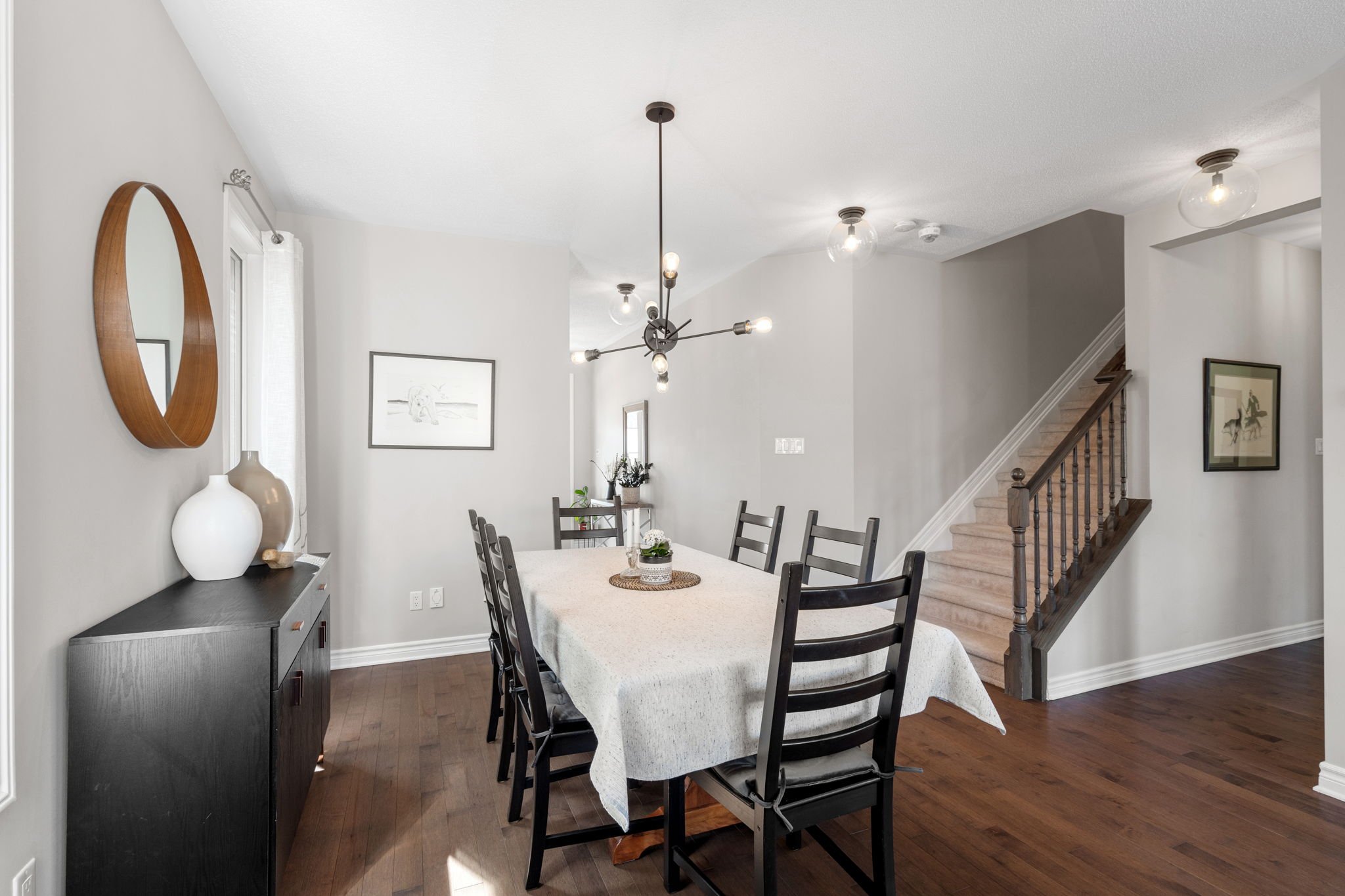 9-web-or-mls-6333-renaud-rd.jpg