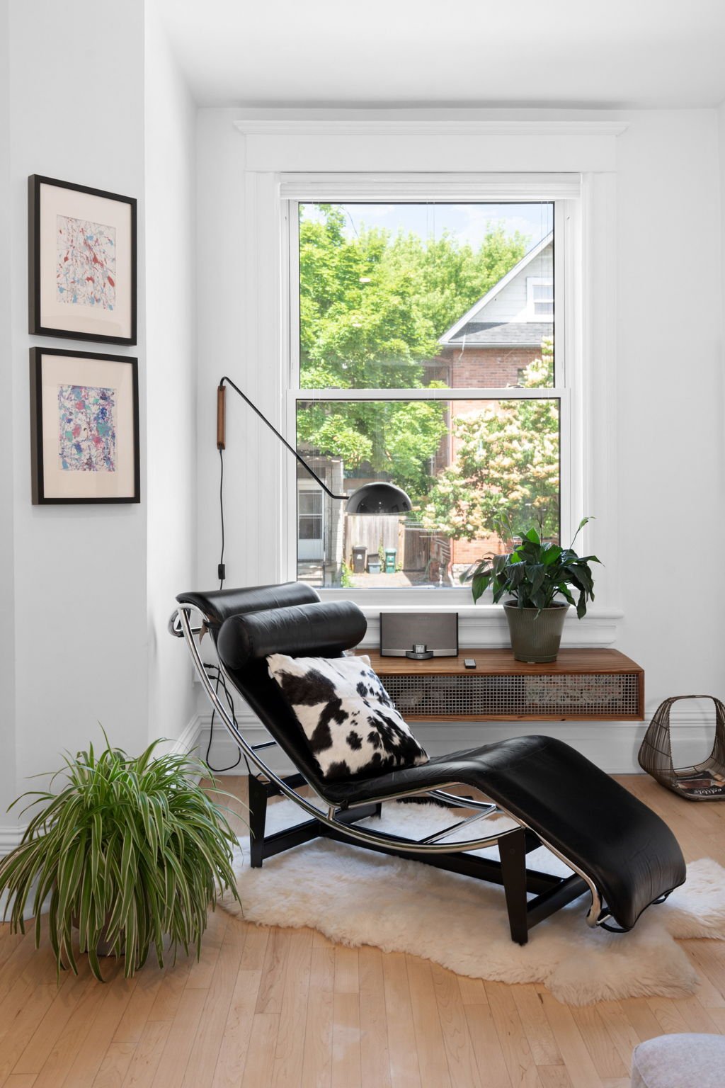 40-web-or-mls-244-flora-st.jpg
