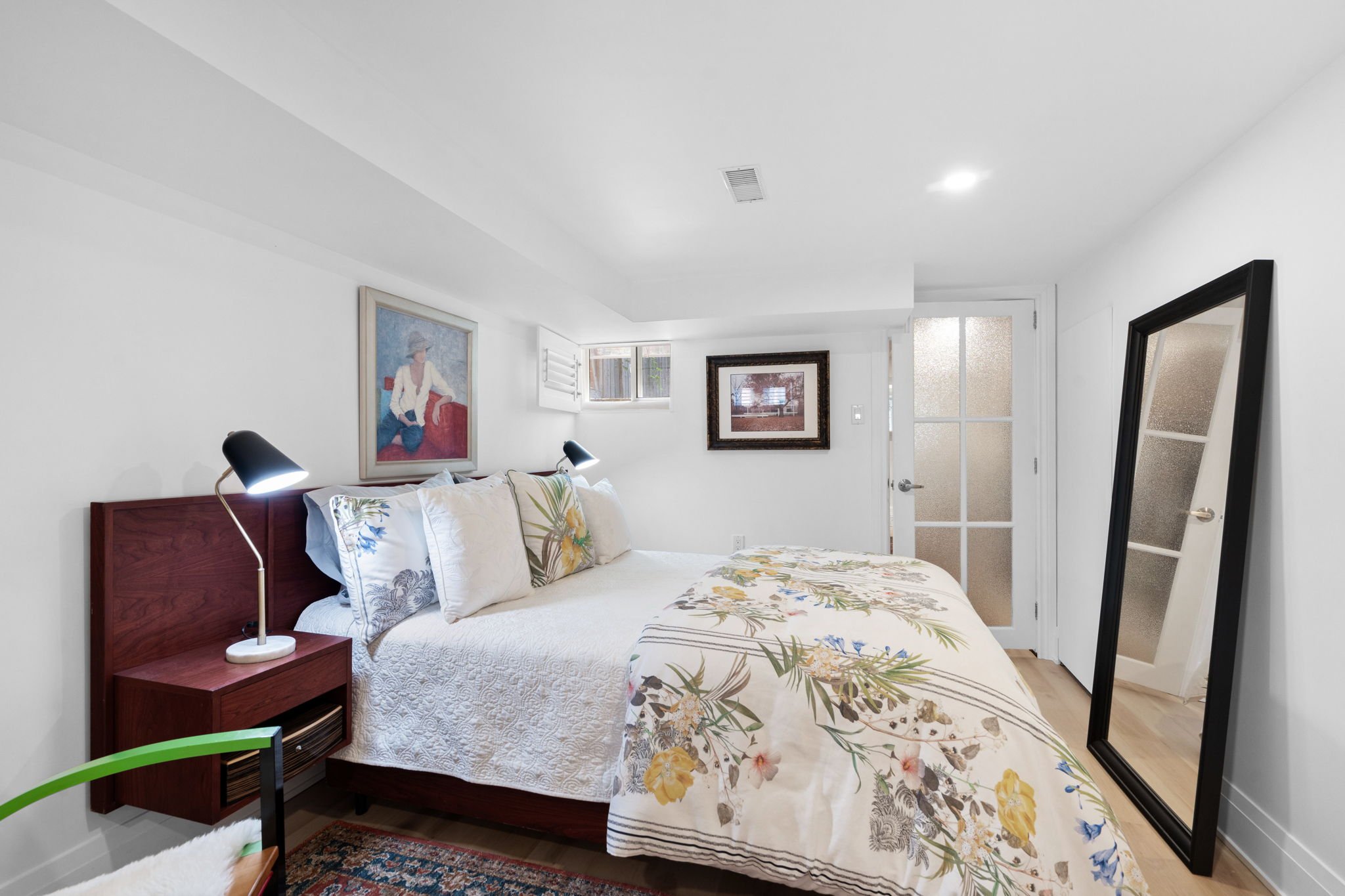 52-web-or-mls-244-flora-st.jpg