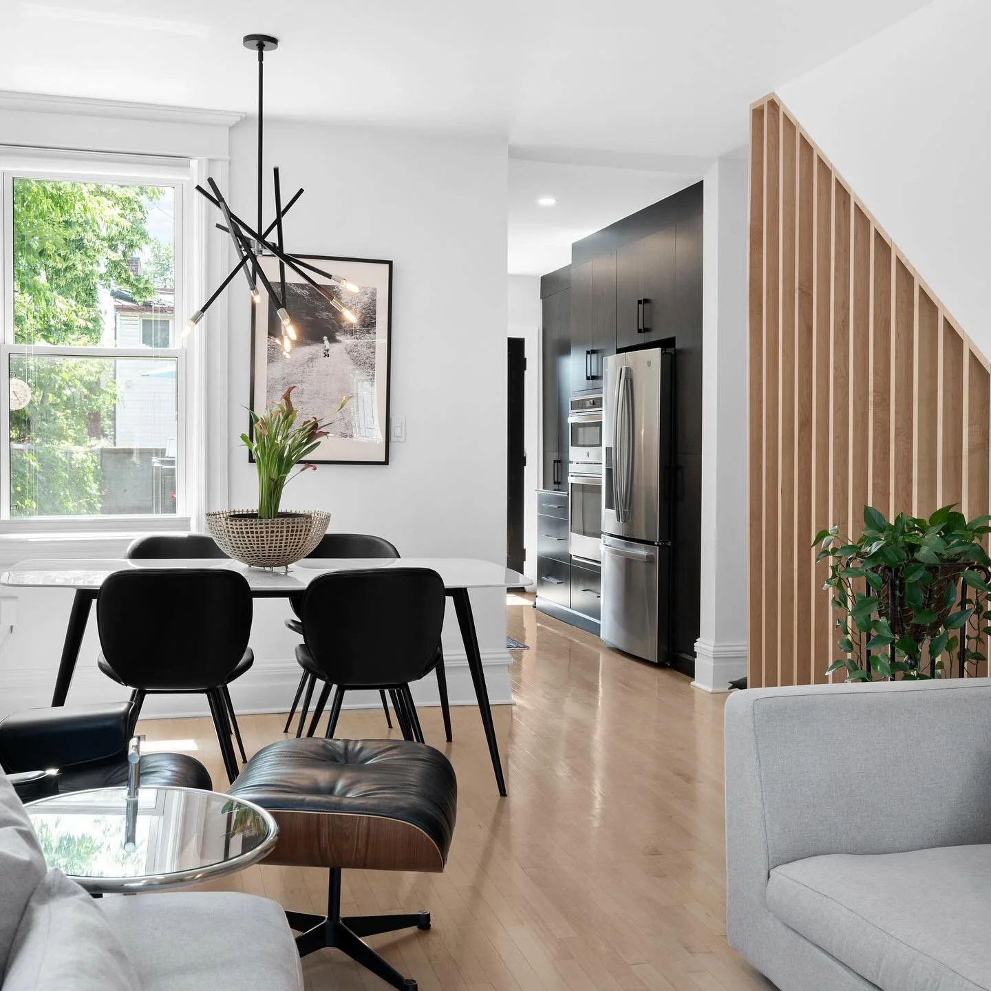 🏡 Price Improvement!

This versatile 2-unit property offers a smart opportunity for investors or owner-occupiers alike &mdash; one unit already rented at $2,600/month, helping offset your mortgage right away.

✨ Now offered at $999,999

💰 Estimated