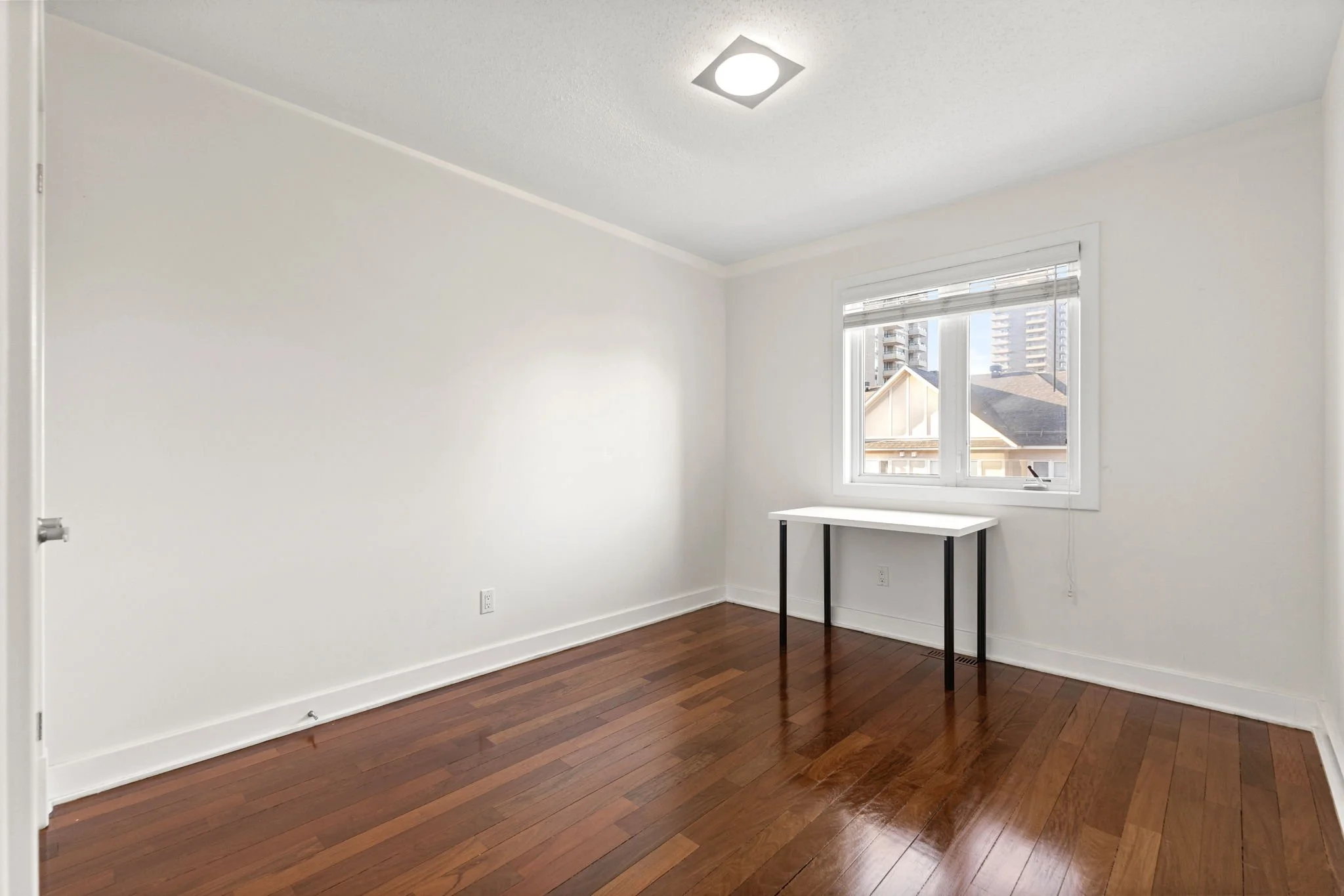 28-web-or-mls-71-metropole-private.jpg
