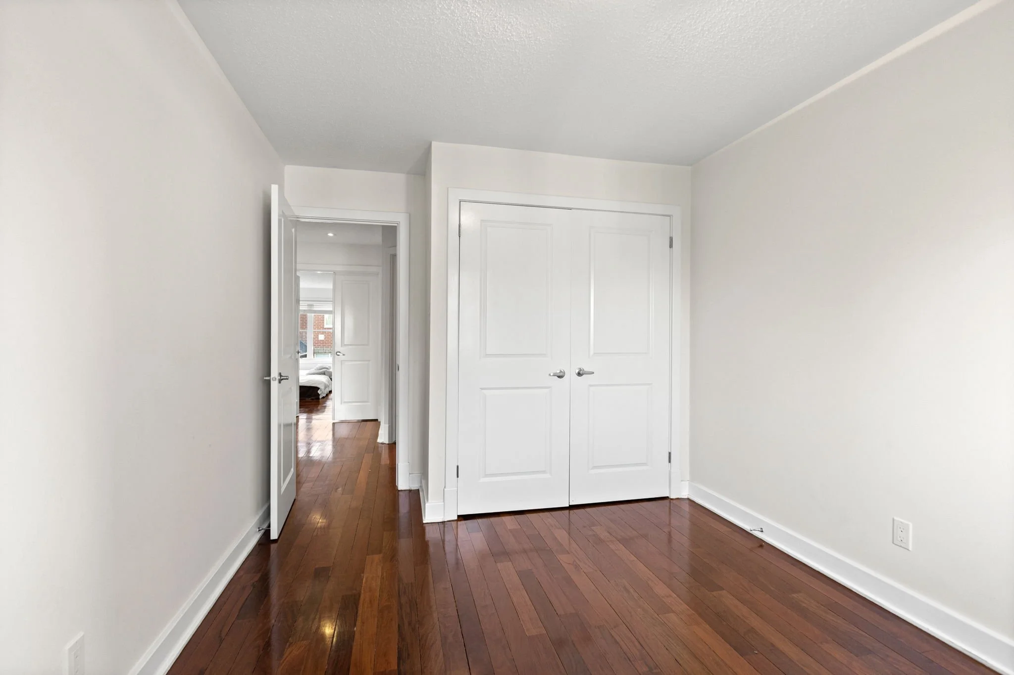 29-web-or-mls-71-metropole-private.jpg