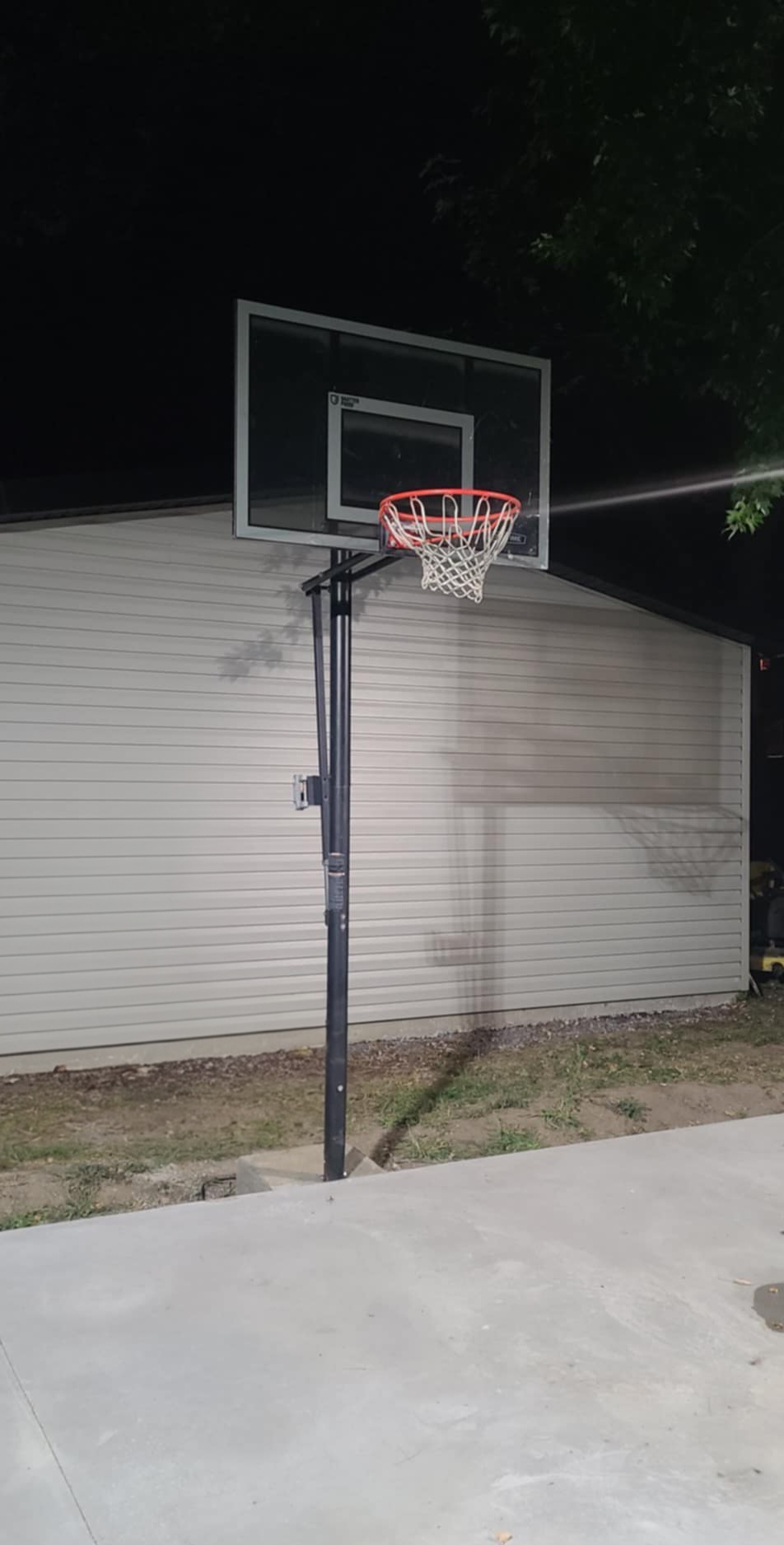 Basketball court.png