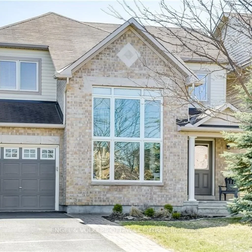 398 Abbeydale Circle 🌳

Tucked on one of Kanata North&rsquo;s desired, quiet street&hellip;the kind where neighbours wave and kids still play outside. Despite the slower street, you are minutes from the tech corridor, great schools, trails, and tran
