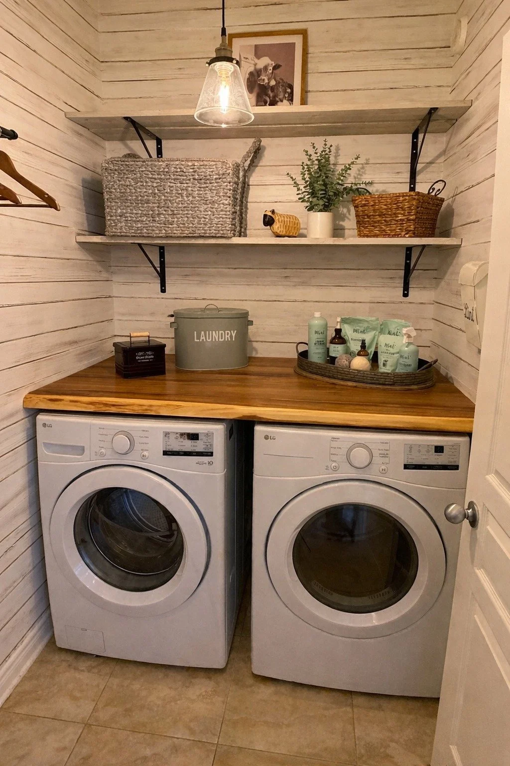laundry.jpeg
