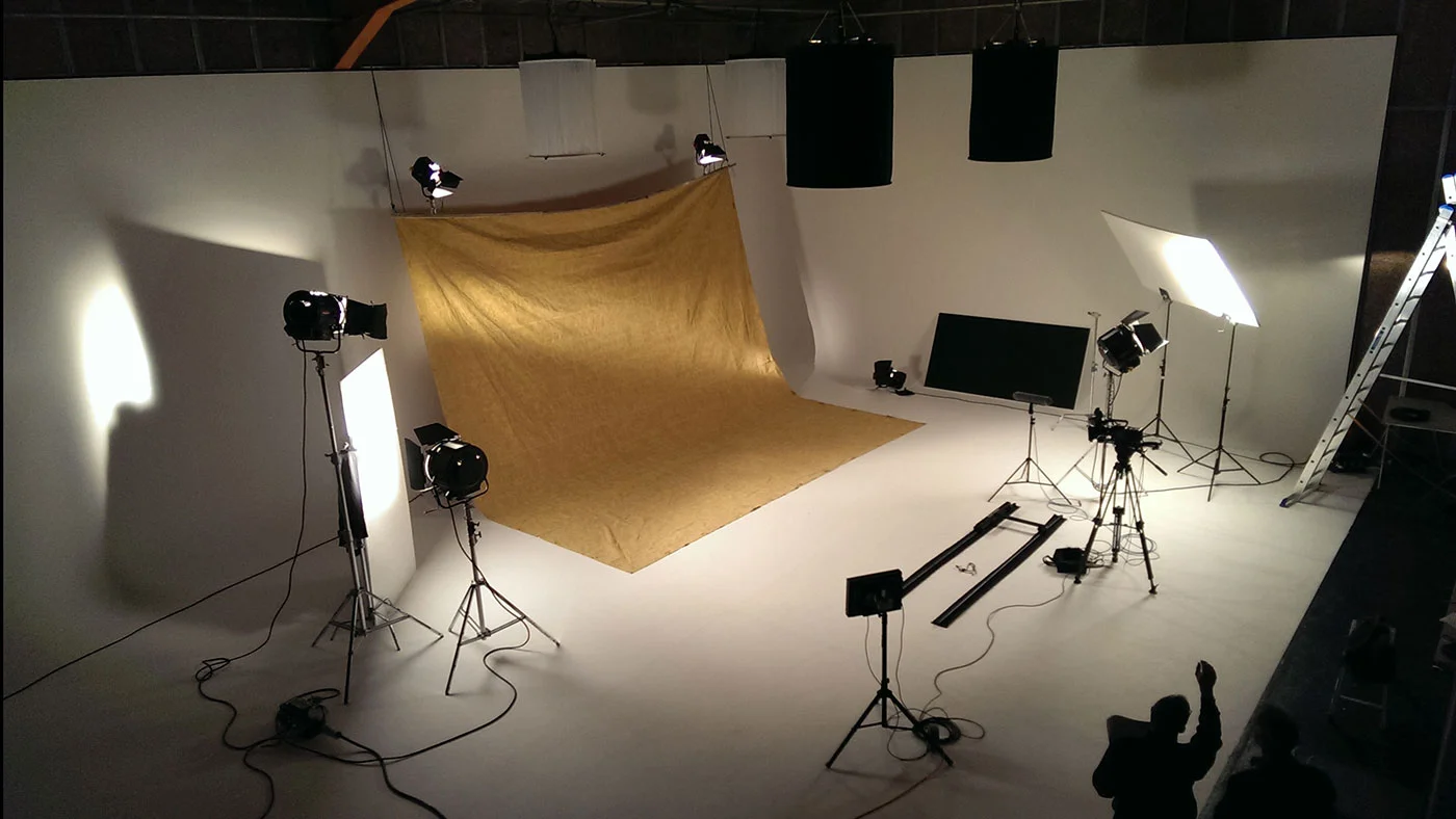 Studio One - Dry