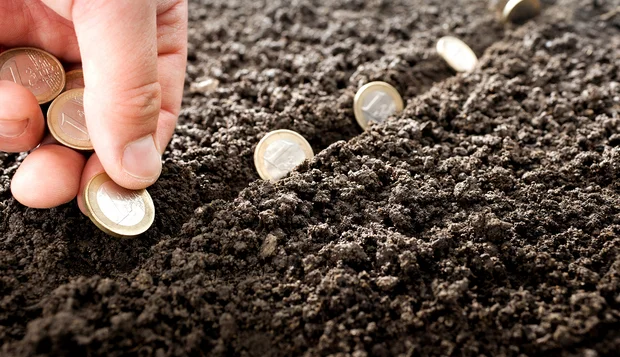 Investing_in_good_sustainable_investments.jpg
