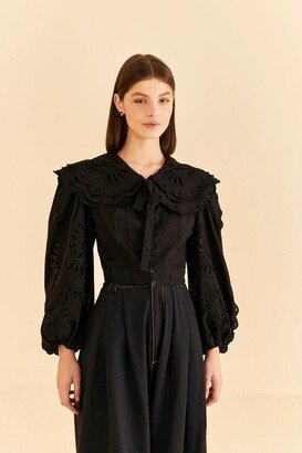 black-richelieu-big-collar-blouse.jpg