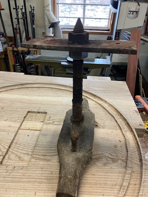 Runner stone balancer and height adjuster