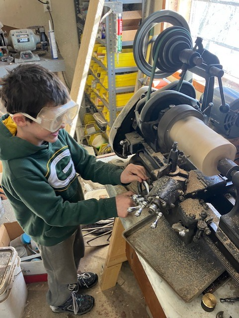 Turning eye plug for base stone 2.png