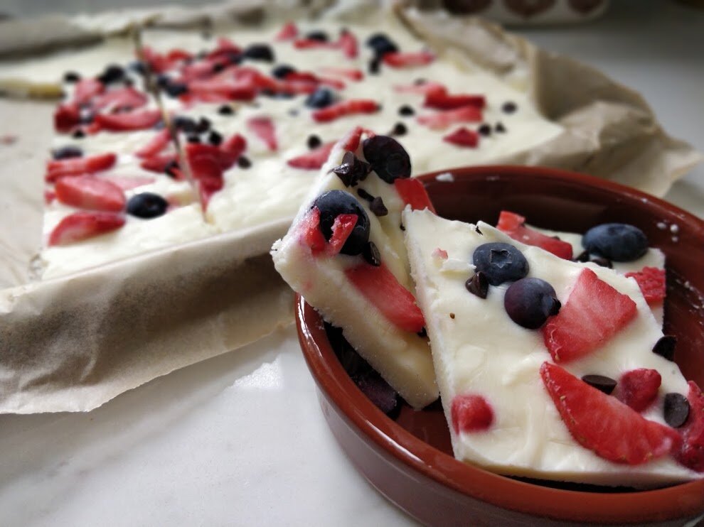 Frozen Yogurt Bark
