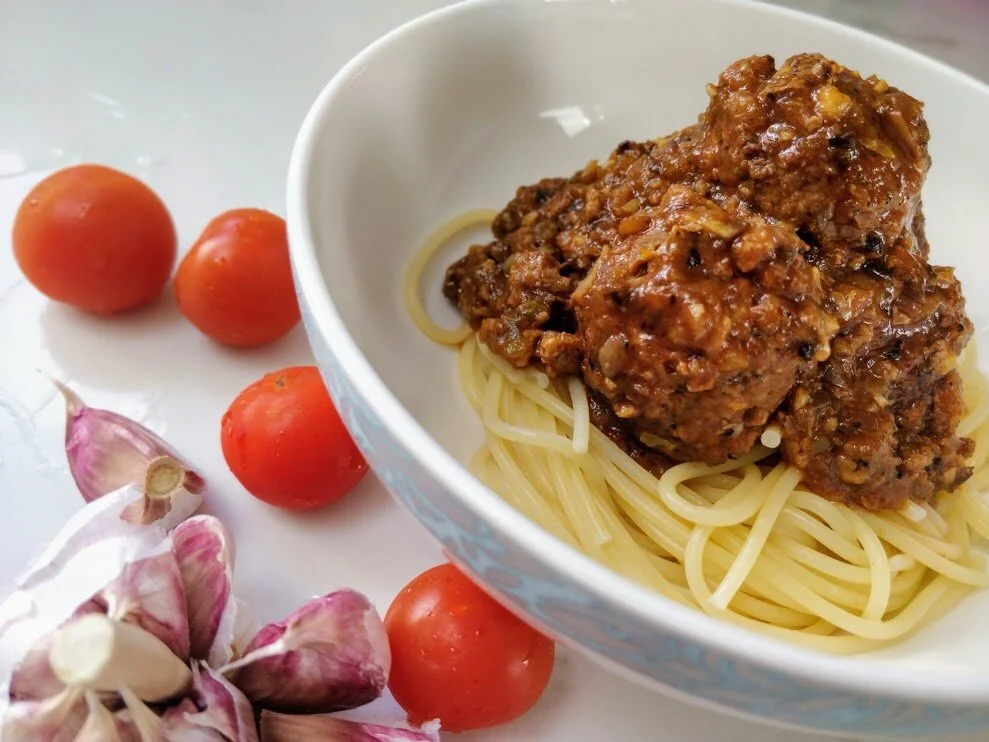 Simple Tomato &amp; Herb Spaghetti Meatballs