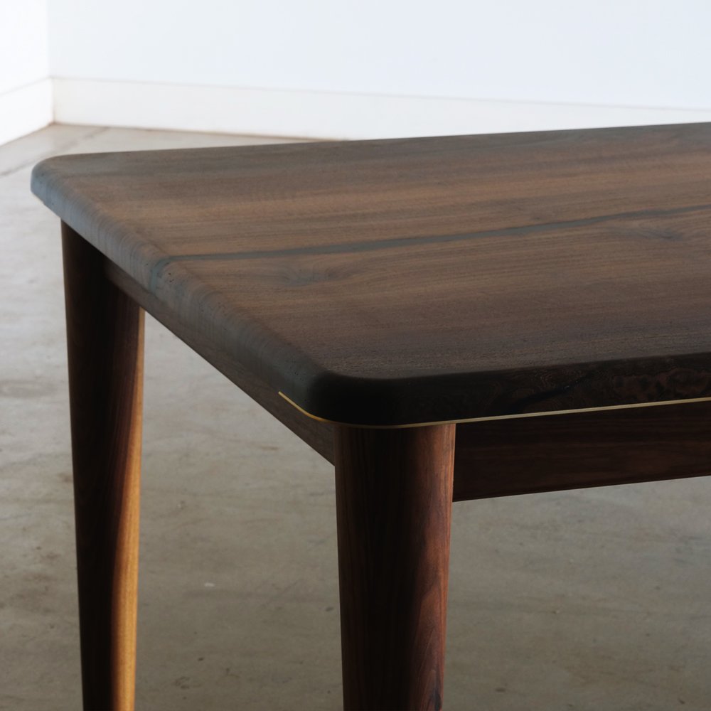 Walnut Table 02.jpg