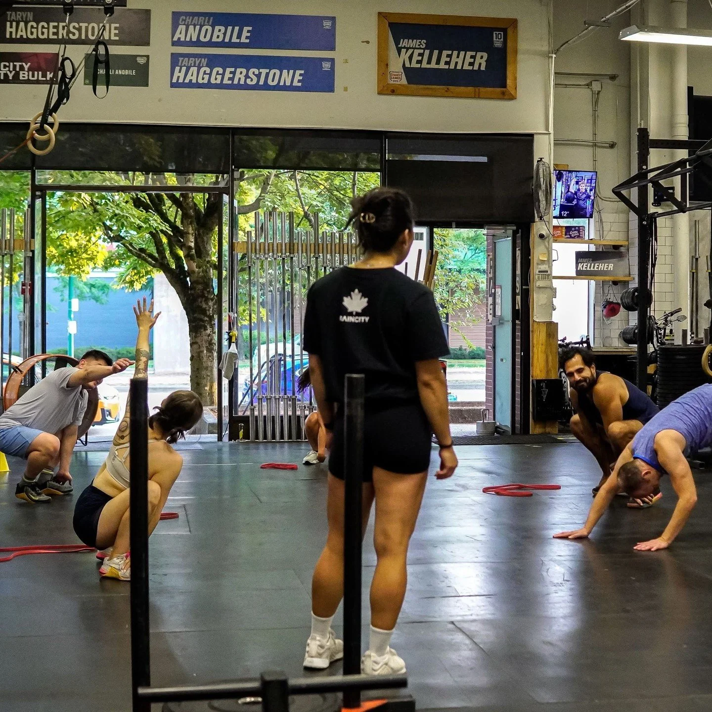 What are we exactly doing on wednesdays during this block? #Hyrox based intervals and strength! ⁠
⁠
WODs: Interval based Hyrox conditioning. Learning to pace your efforts and then strengthen your ability to complete Hyrox movements &amp; patterns at 