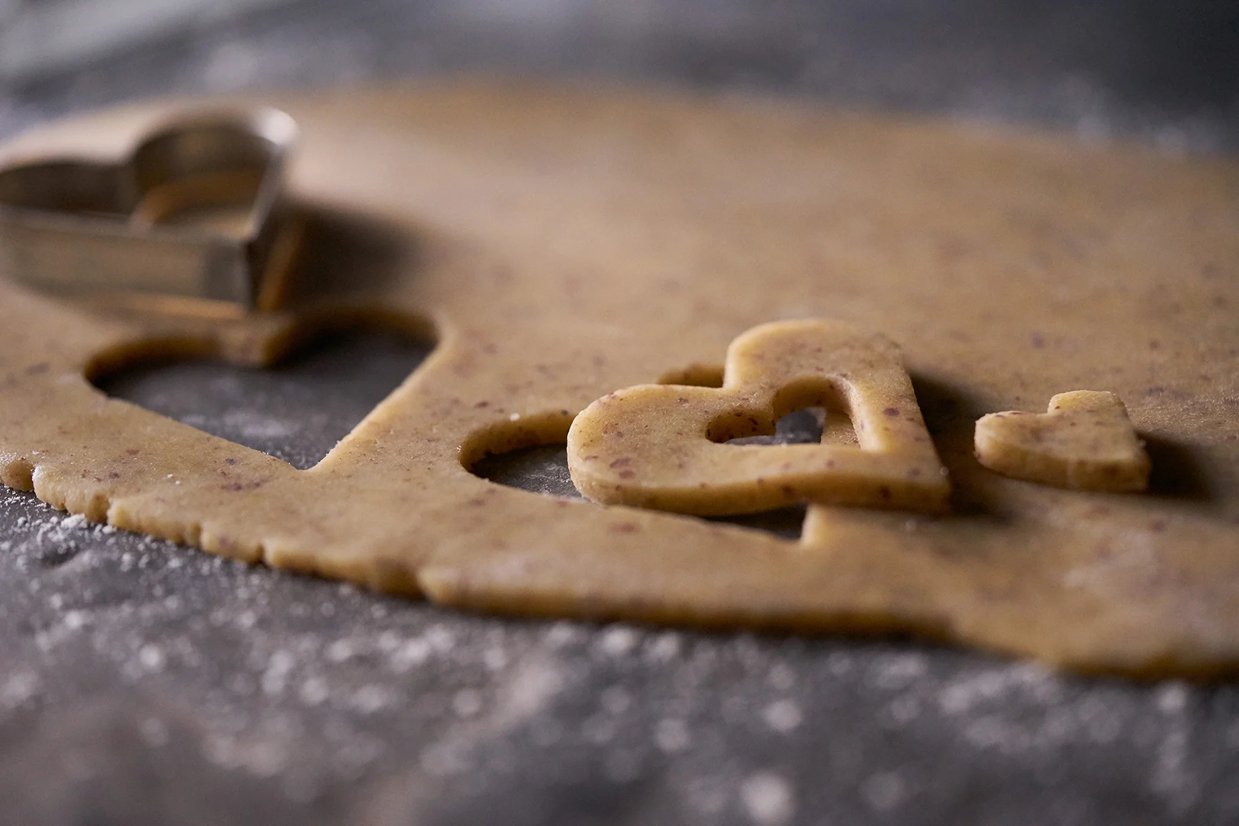horiz-heart-cookie-cutouts.jpg