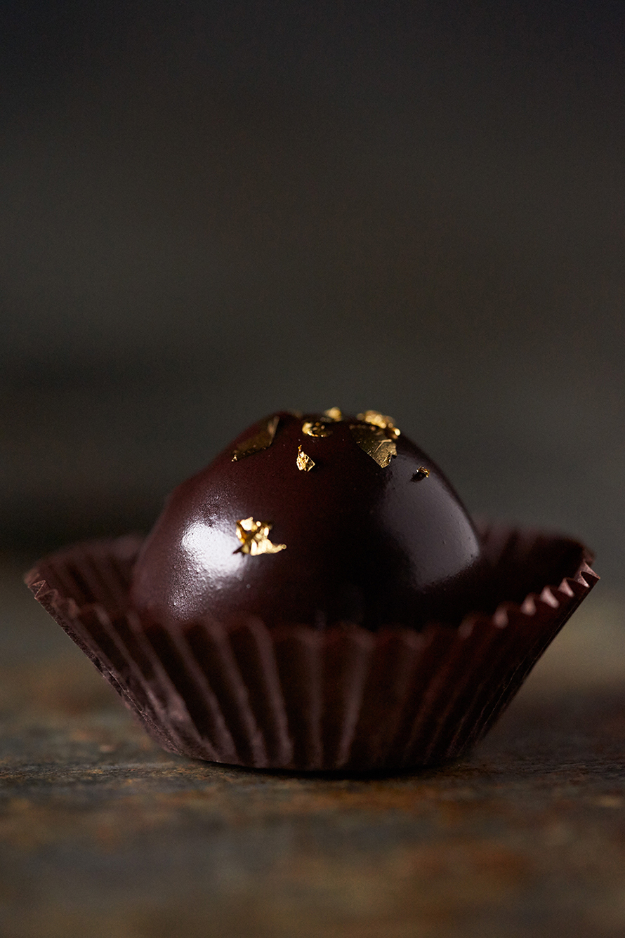 truffle-with-gold-vert.jpg