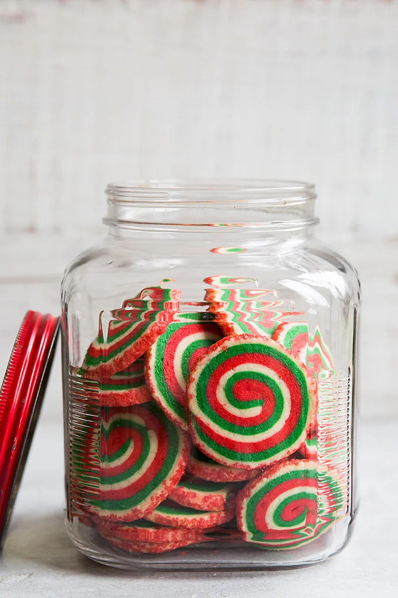 erinscottphotography_holidaycookiesbook-9029-sized.jpg