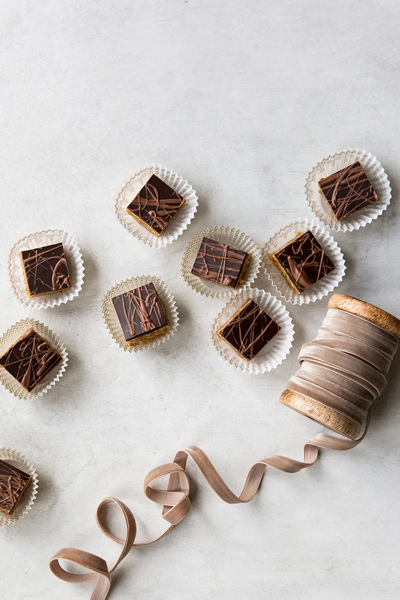 erinscottphotography_holidaycookiesbook-8854-sized.jpg