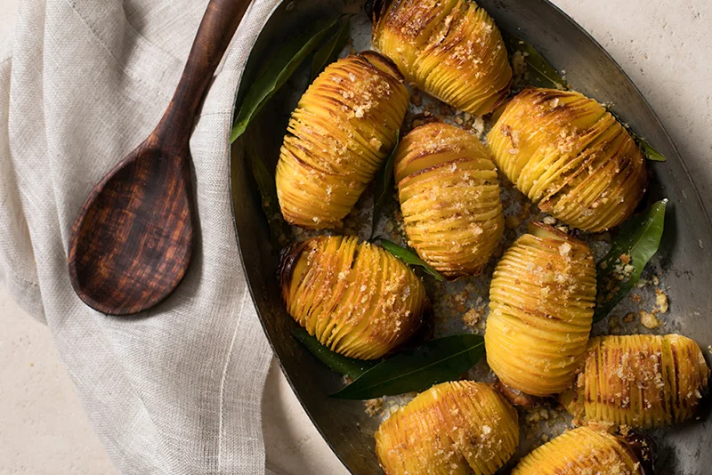 hassleback-potatos-in-dish-web-6-sized.jpg