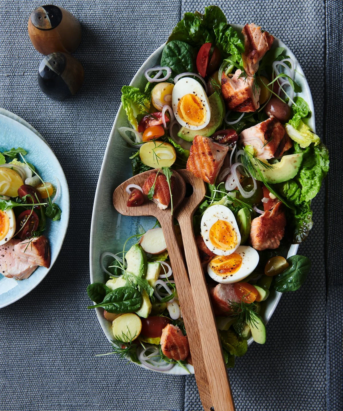 CLST_GrilledSalmonSalad 2.jpg