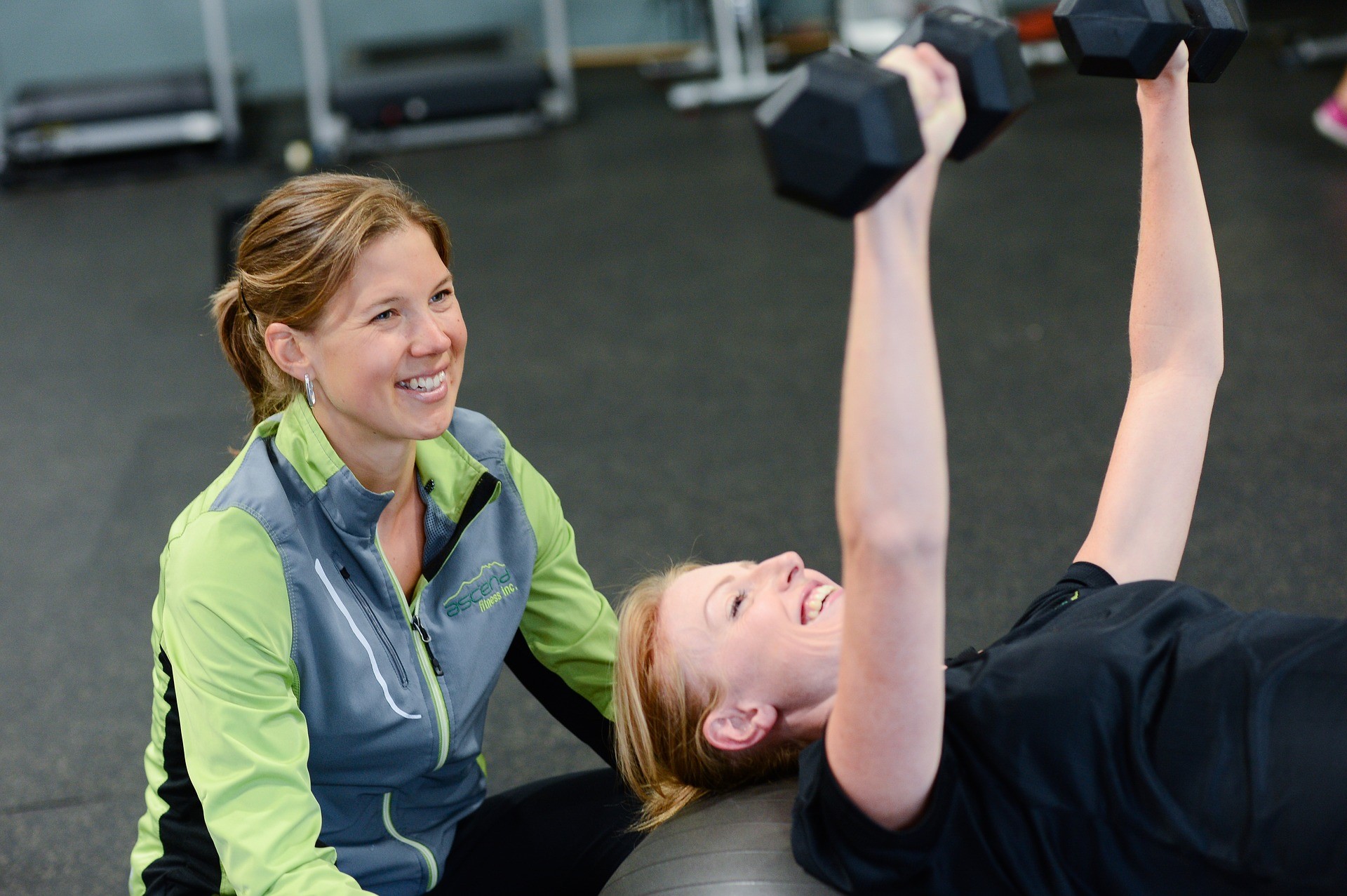 trainer-and-client.jpg