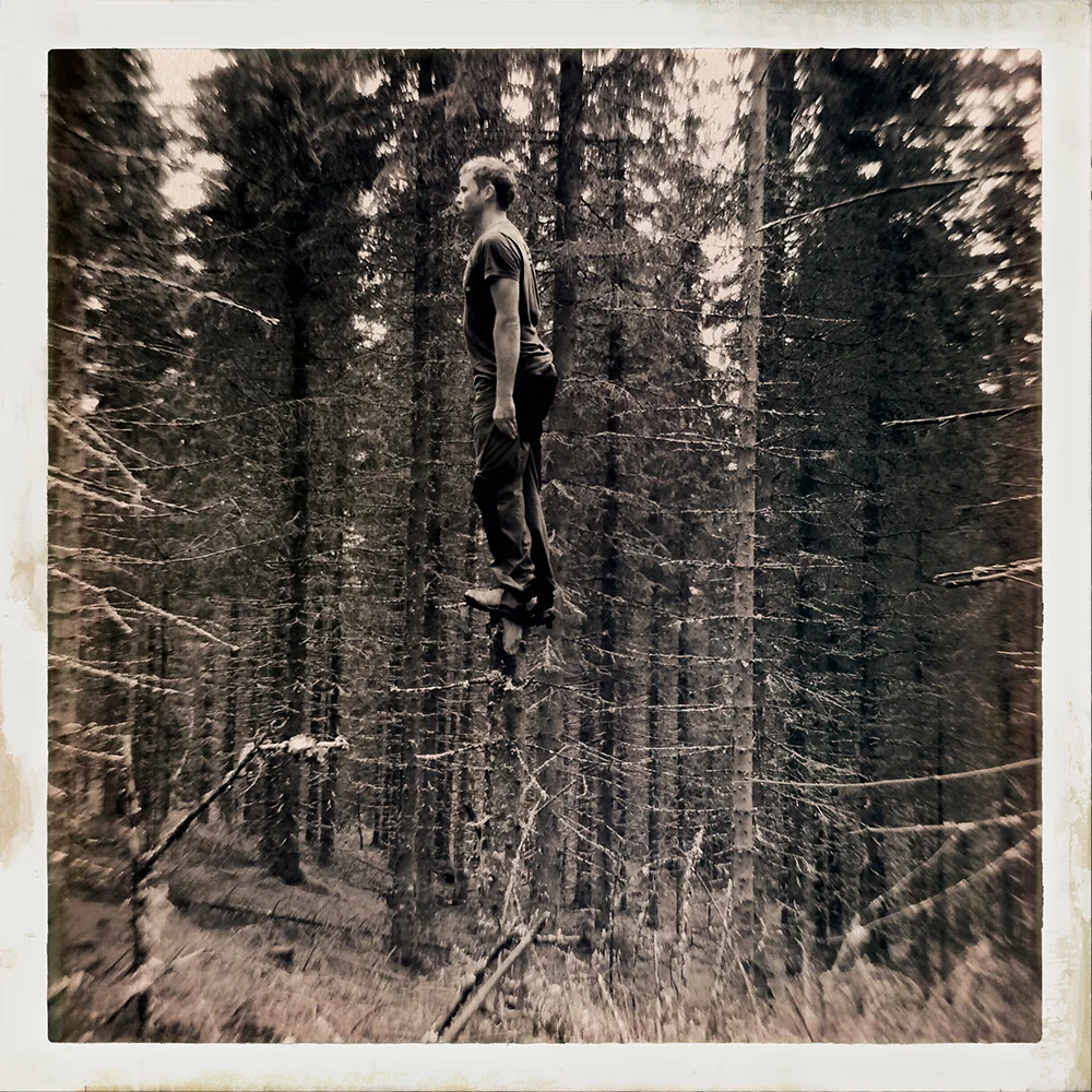 Erlend-B-Enger-onetreeme-trær-trees-people-climbing-climbingtrees-hipstamatic-fineart-topofthetrees-treetops- (38).jpg