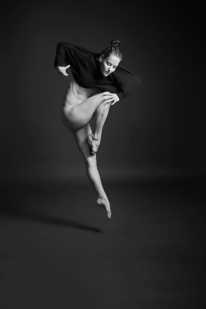 erlendbenger-erlend-enger-people-mennesker-portrett-portrait-portraitimages-portrait4ever-portraitvision-portraitphoto-creativeportraits-b&w-bandw-color-theportraitpr0ject (28).jpg