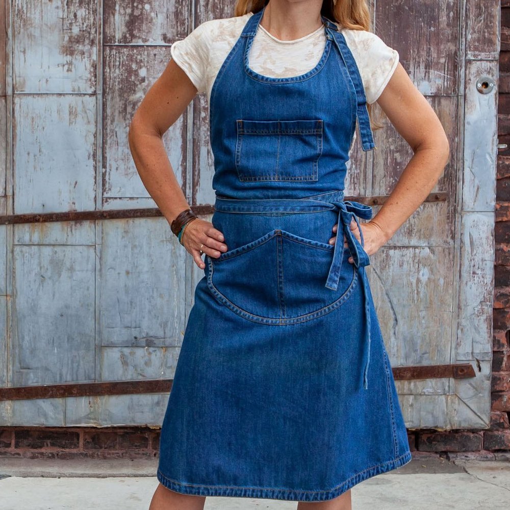 Farm Apron Dress / Indigo Denim  tove | sustainable fashion