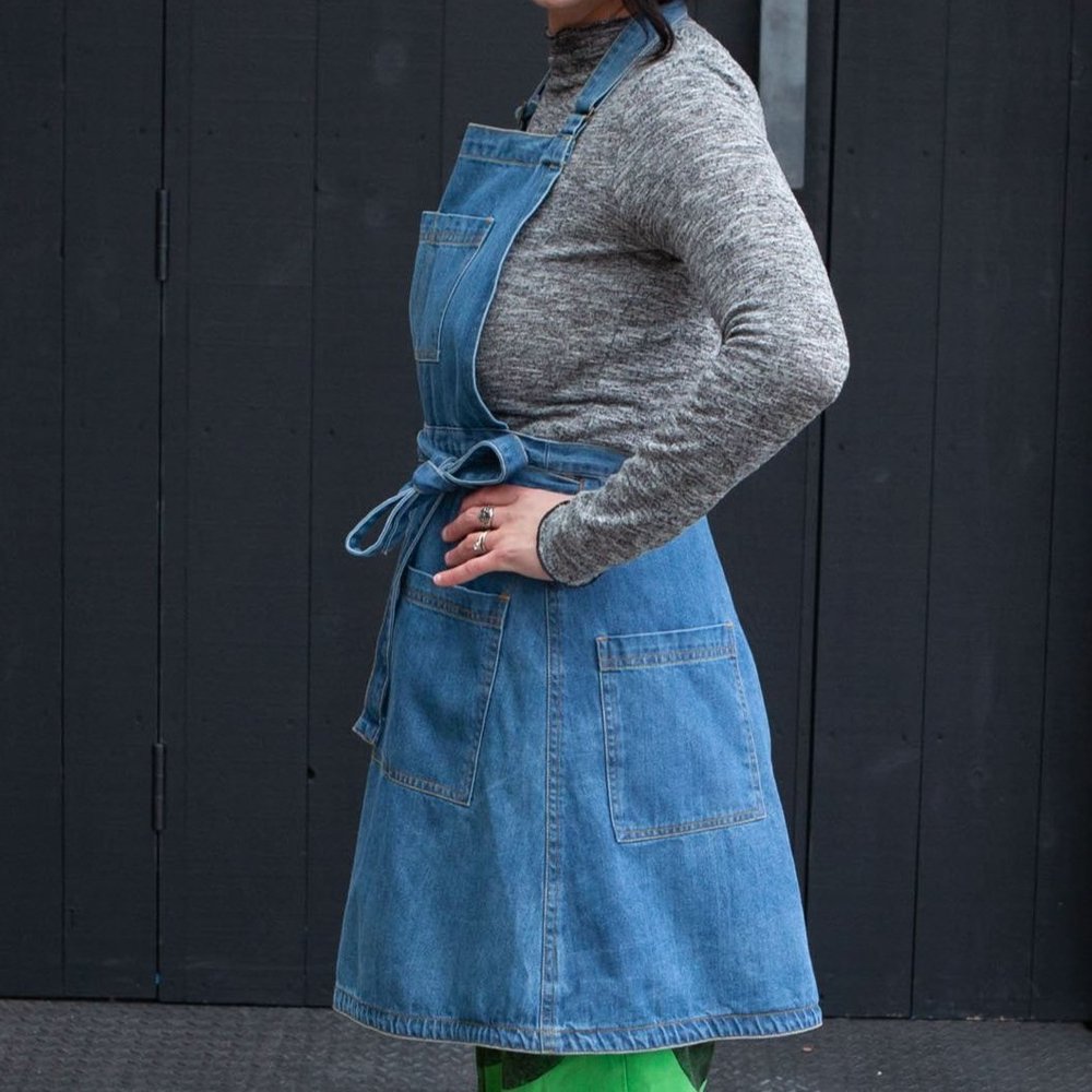 Trade Apron Dress / Light Denim  tove | sustainable fashion