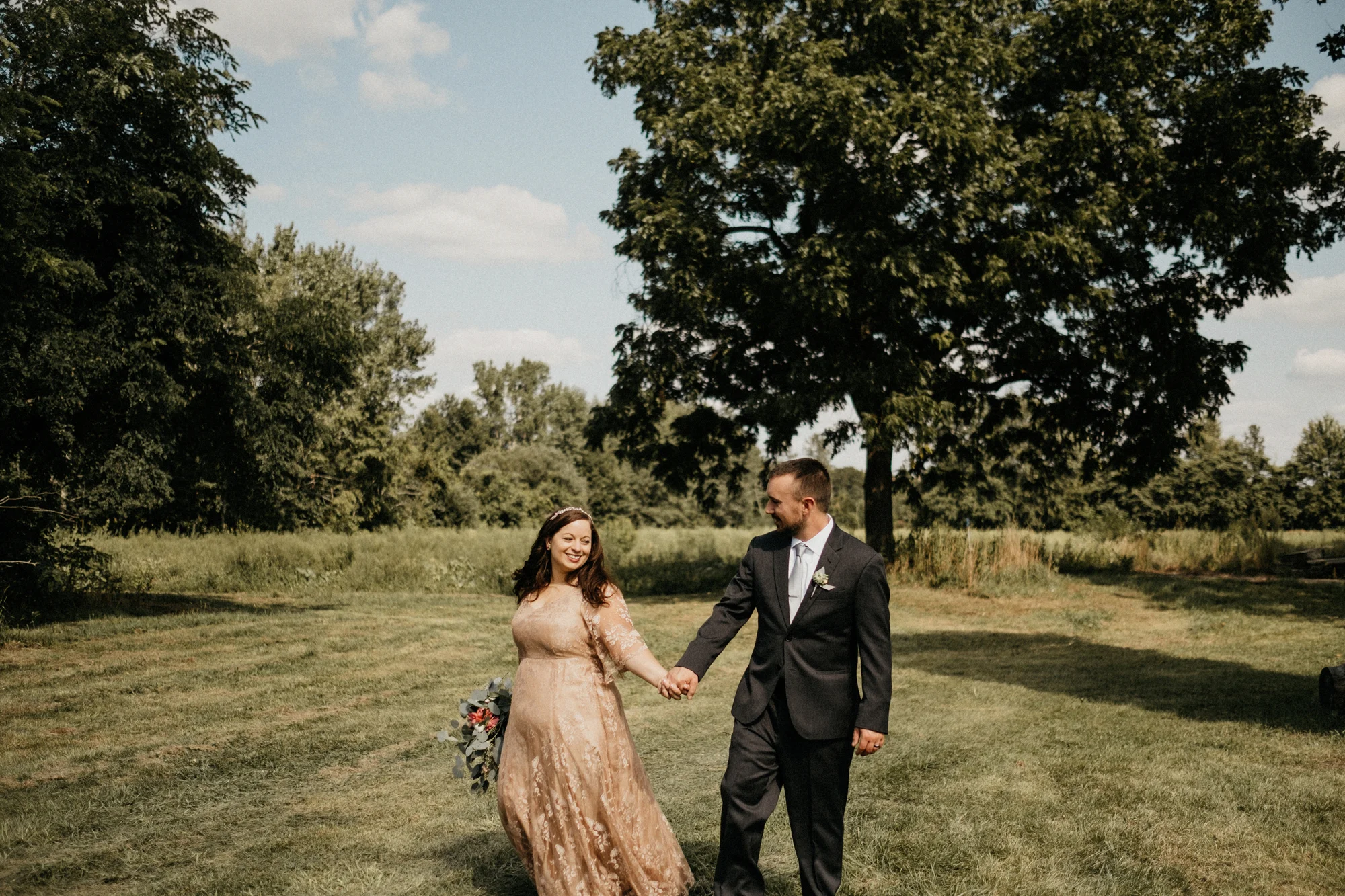Jesse and Sydney-601_1.jpg