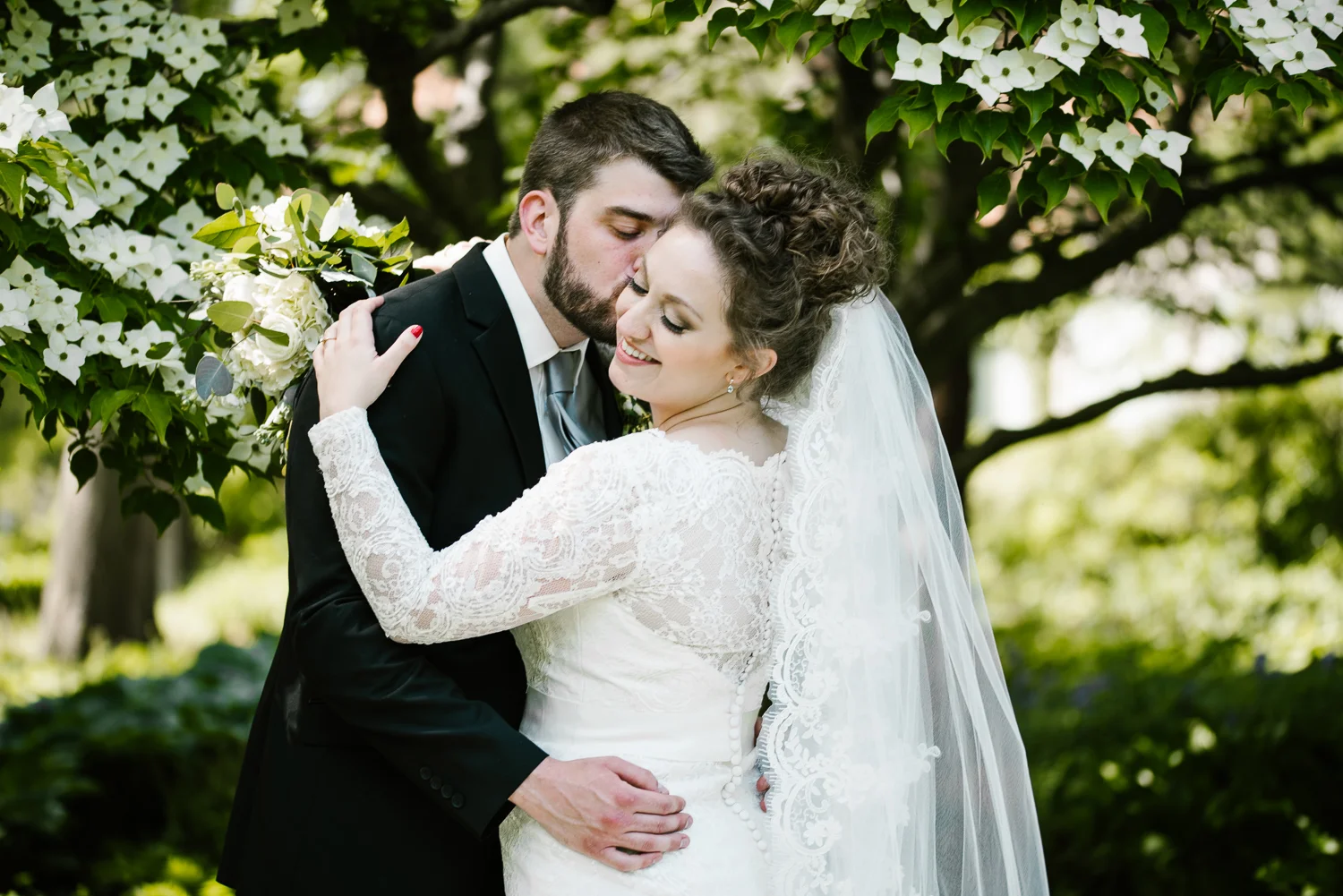 east-lansing-michigan-state-university-msu-kellogg-center-wedding-sydney-marie-26.jpg