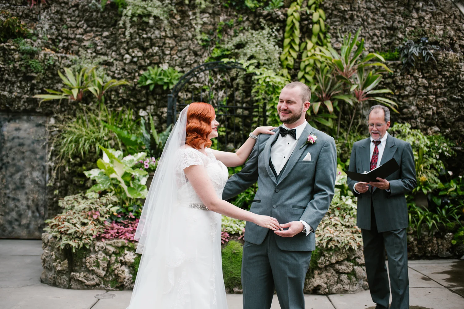 detroit-michigan-belle-isle-wedding-photographer (88).jpg