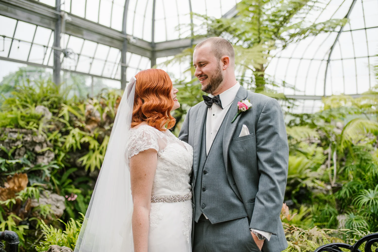 detroit-michigan-belle-isle-wedding-photographer (216).jpg