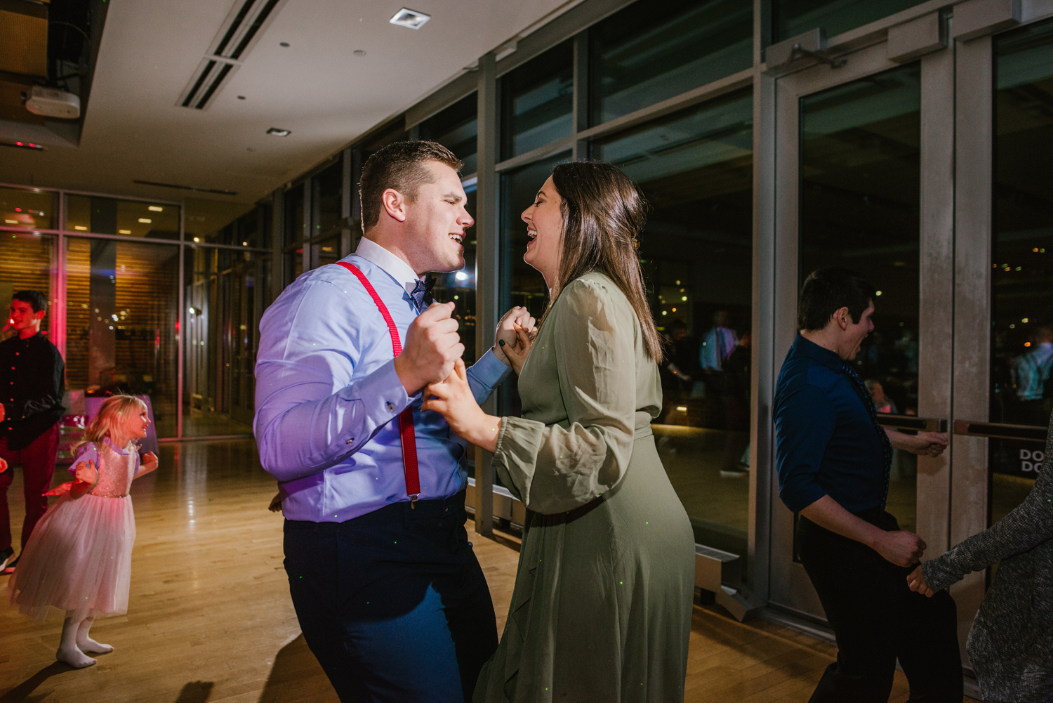 grand-rapids-downtown-market-wedding-photographer (186).jpg