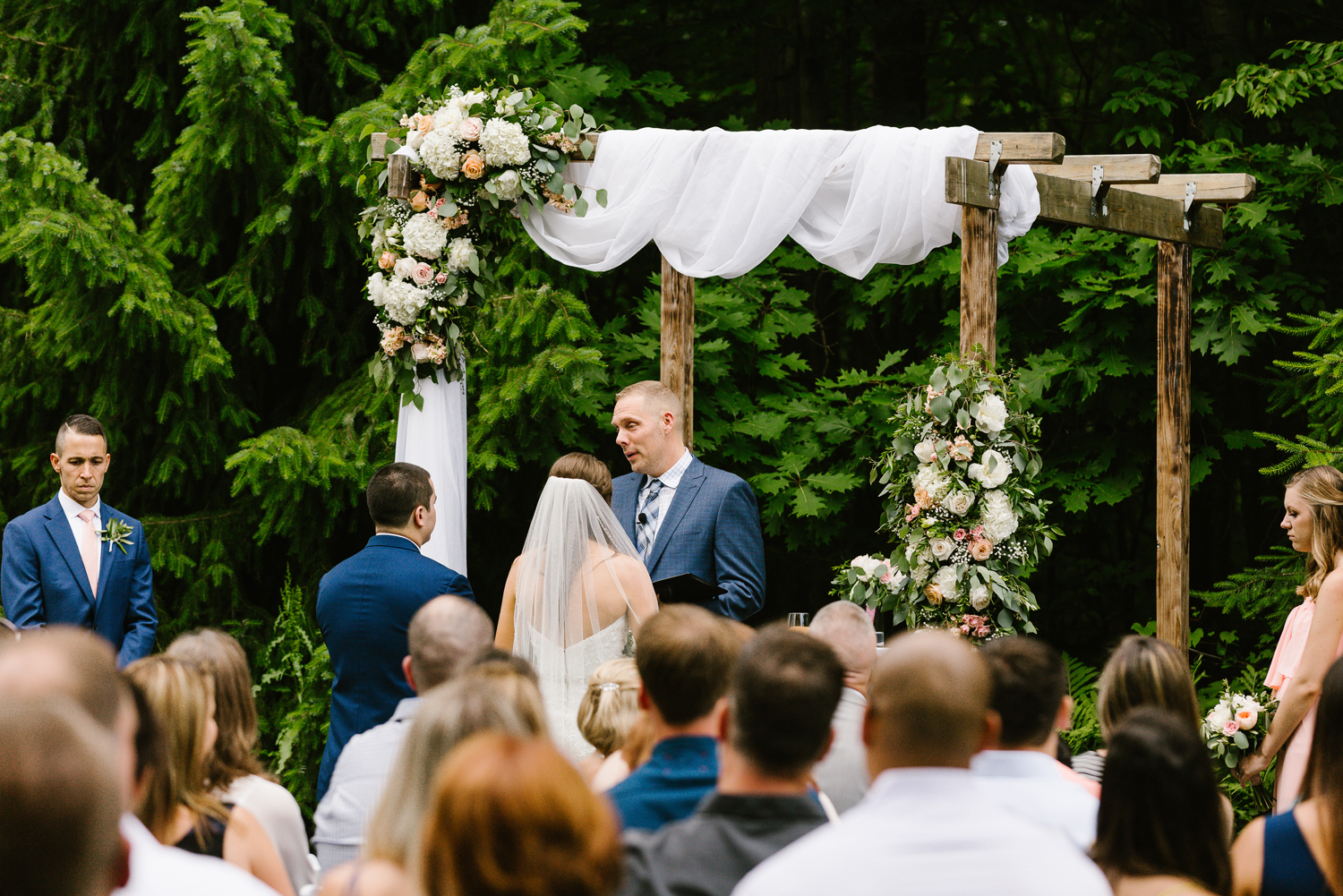 ravines-golf-club-wedding (122).jpg