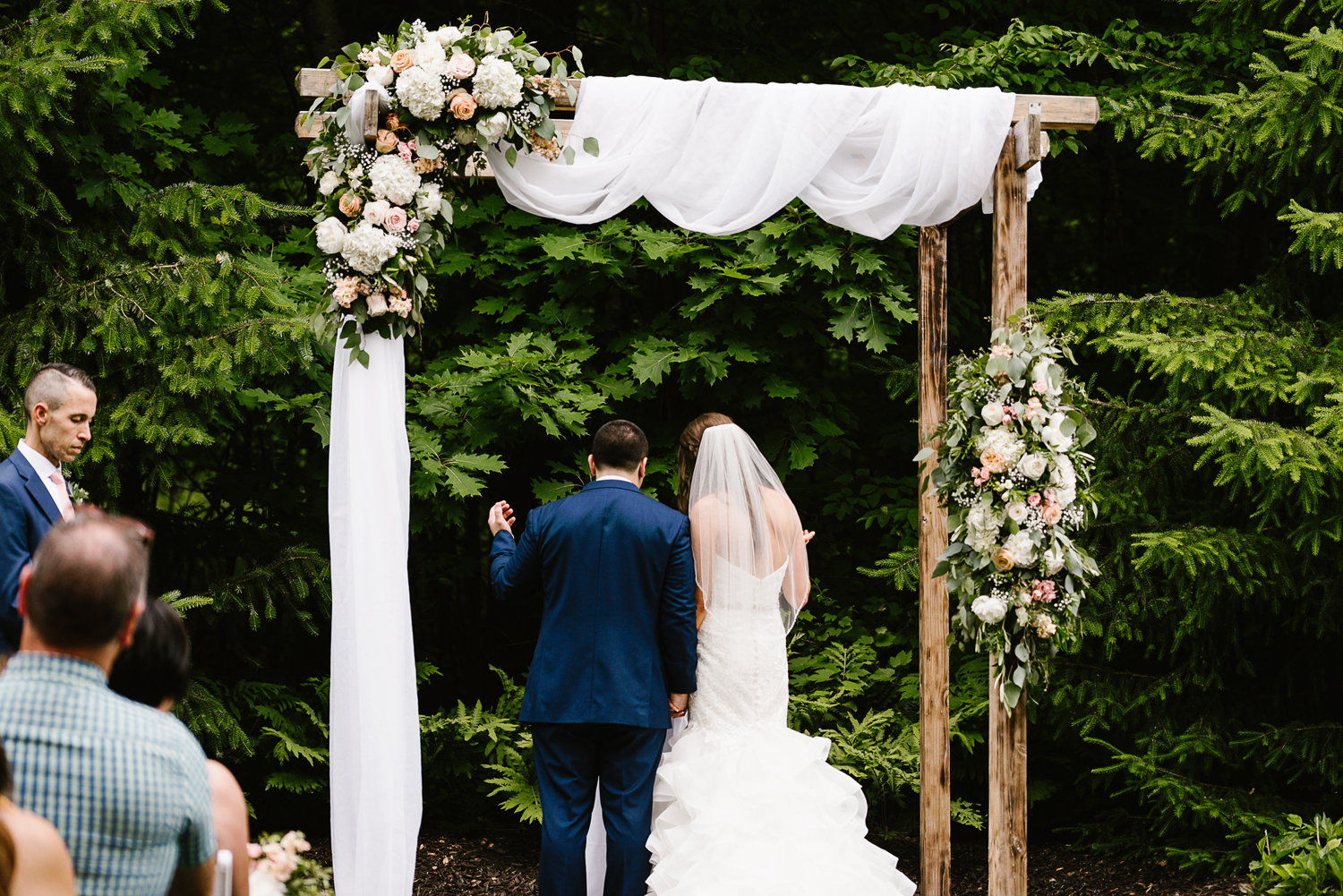 ravines-golf-club-wedding (137).jpg