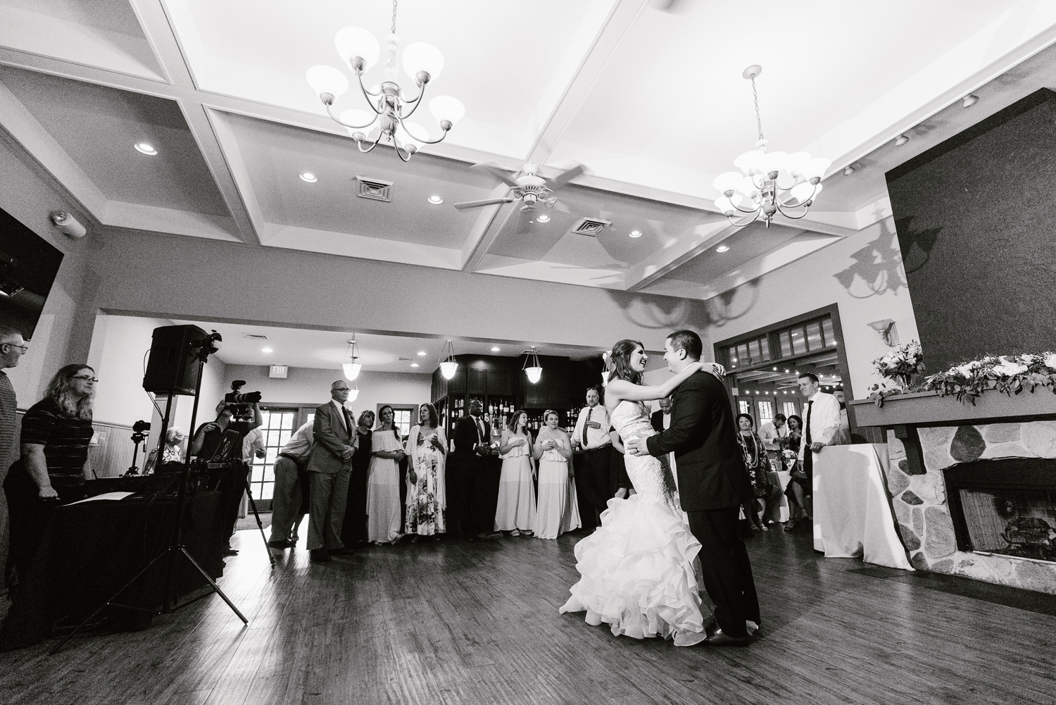 ravines-golf-club-wedding (176).jpg