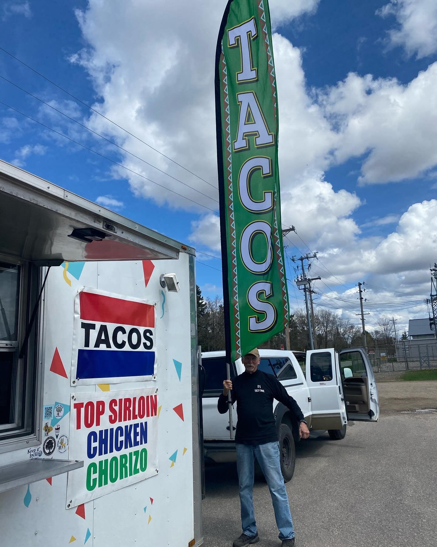 The glorious return of the Singing Chihuahua Taco Truck! They&rsquo;re back at the brewery on their regular Wednesday and Saturday schedule, 2:30 to 7 pm