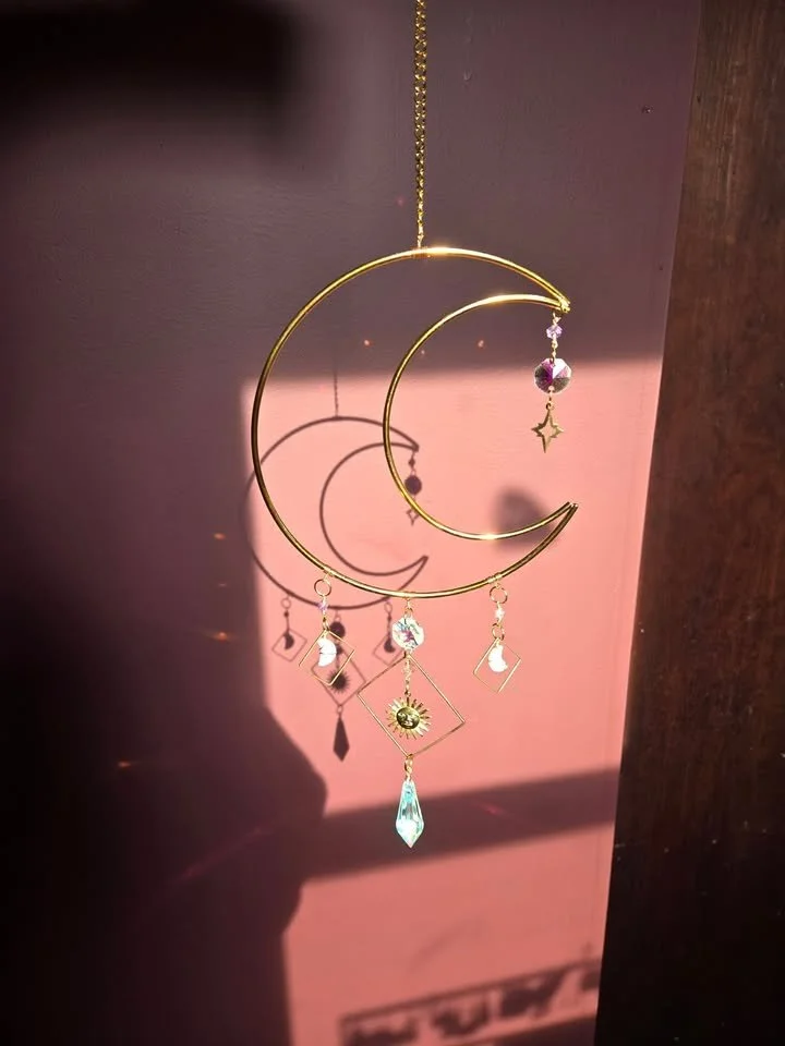 Wired to Flow - Suncatcher Workshop