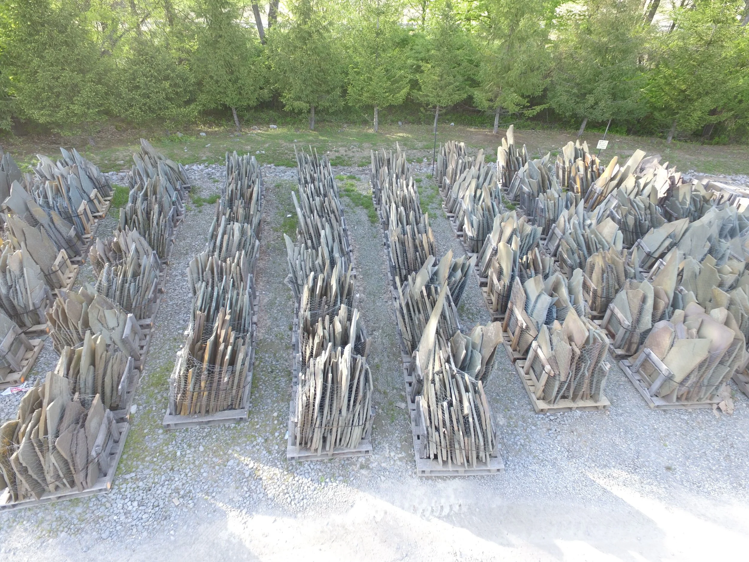 4 Ways to Incorporate Natural Stone From Our Landscape Supply Into a Landscape Design in Sussex County NJ