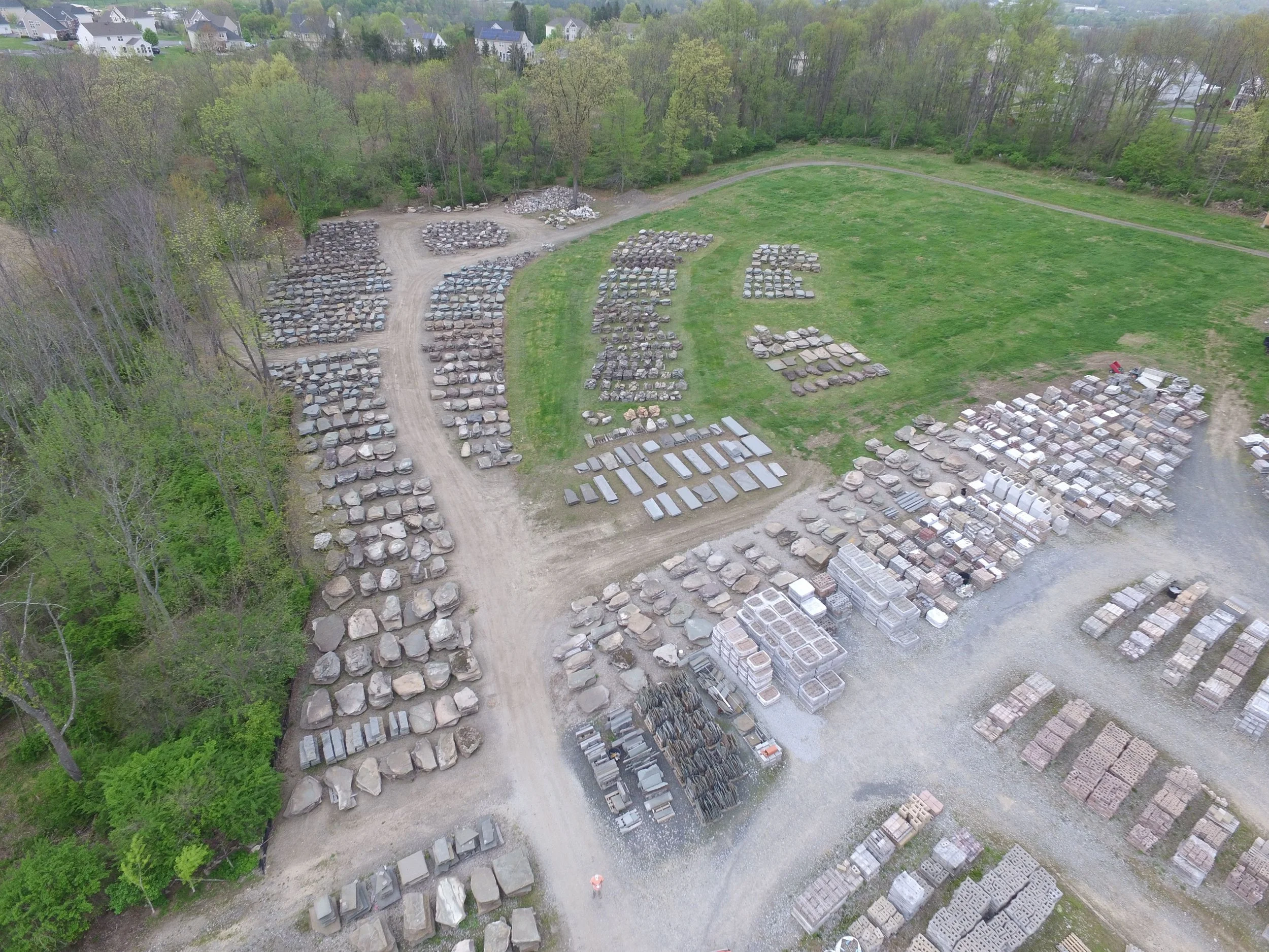 Looking Into Stone Veneer? Here's How Visiting a Stoneyard in Bergen County, NJ, Can Make Your Decision Easier