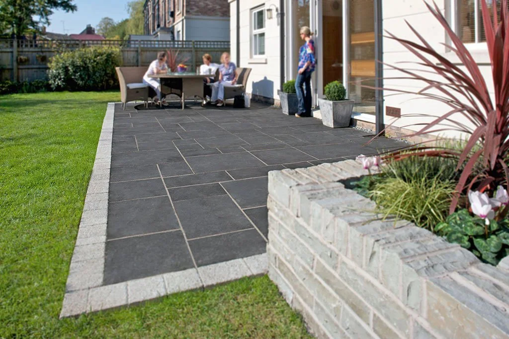 Got an Outdoor Living Project Pending in Bergen County, NJ? Here Are 4 Impressive Ideas for Using Bluestone and Other Natural Stone